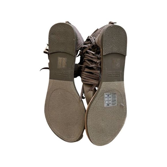 Forever 21 Taupe Fringe thong ankle sandal Sz 8 - Picture 3 of 3